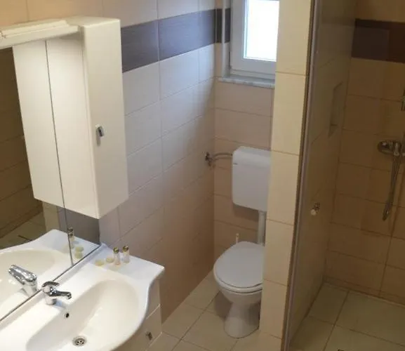 Apartament Dobra *