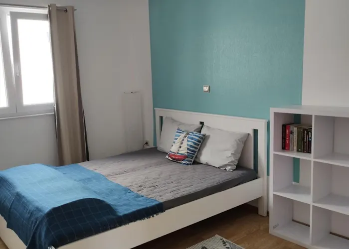 Apartament Dobra *