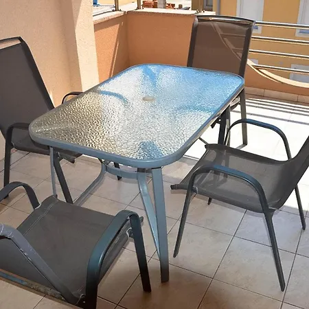 Dobra Apartment