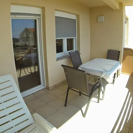 Apartment Dobra