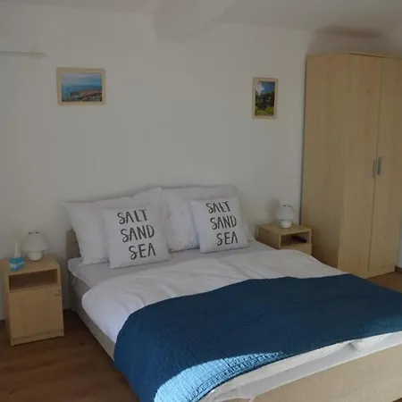 Dobra Apartment *