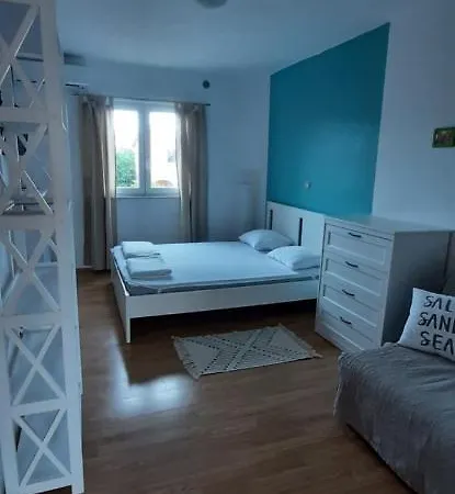 Apartment Dobra Vir