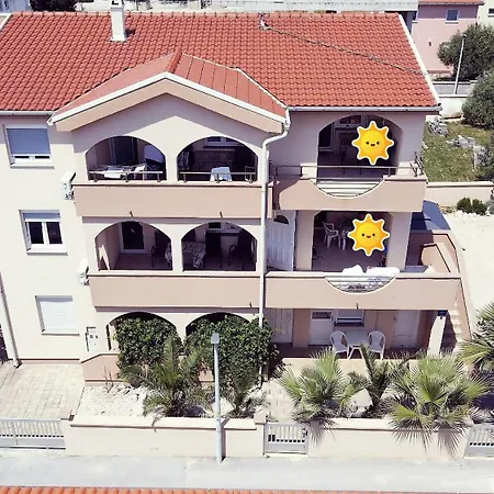 Dobra Apartment Vir