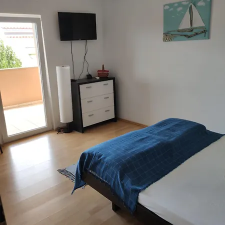 Dobra Apartment *